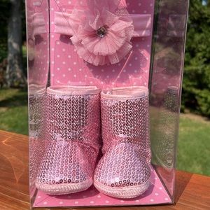 NEW…. Baby Girl Sequin Pink Boots with matching Headband